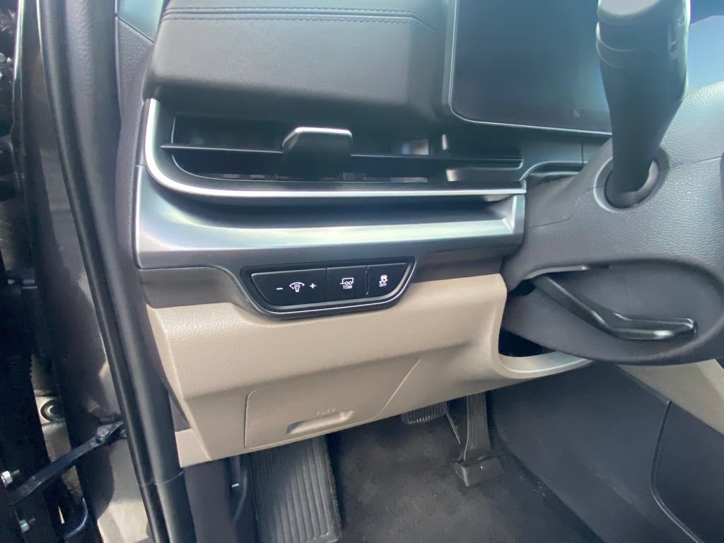 Used 2026 Kia Carnival LXS FWD image 12