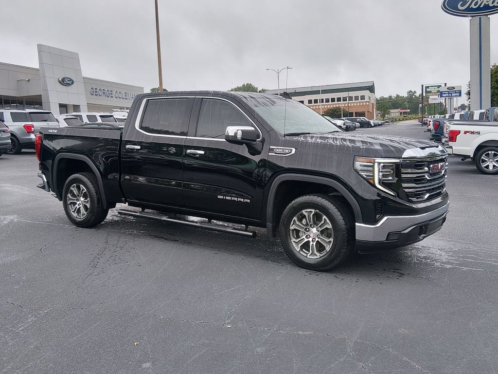 Used 2025 GMC Sierra 1500 SLT AWD/4WD image 2