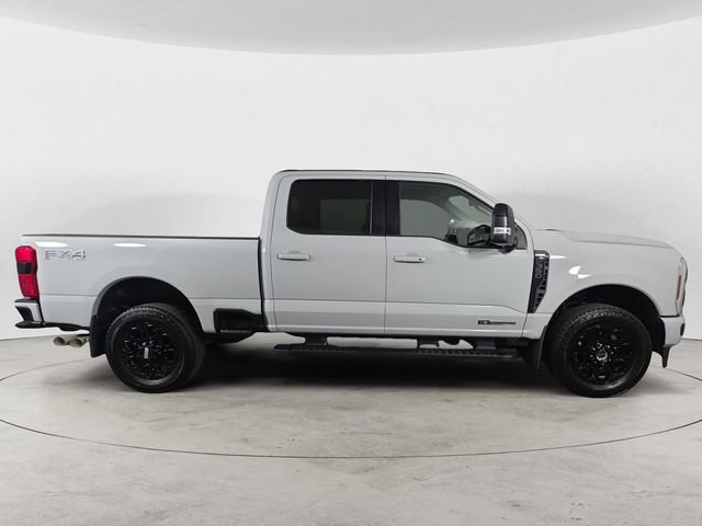Certified 2025 Ford F350 Lariat w/ Black Appearance Package image 2
