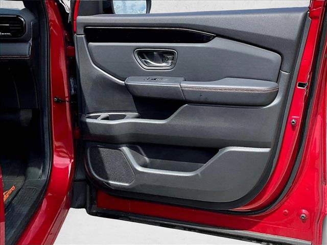 Used 2024 Honda Pilot TrailSport image 18