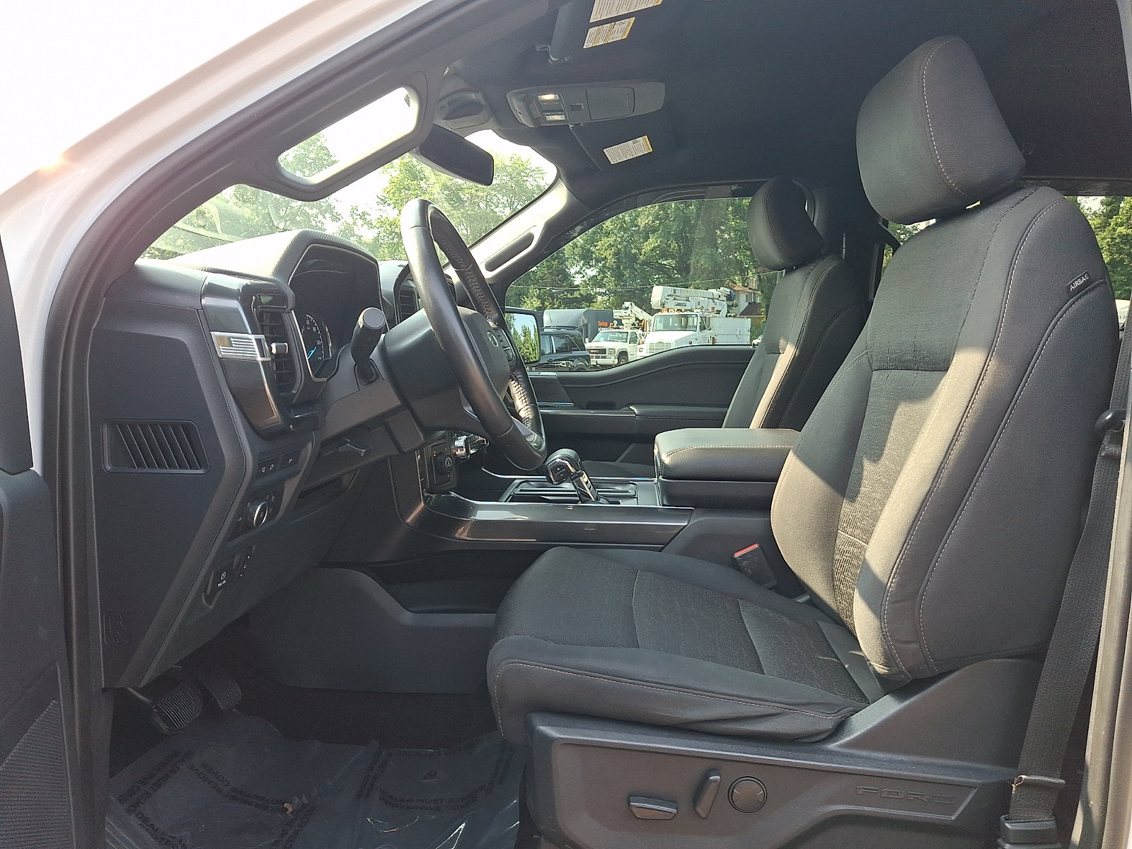Certified 2022 Ford F150 XLT w/ Equipment Group 302A High AWD/4WD image 14
