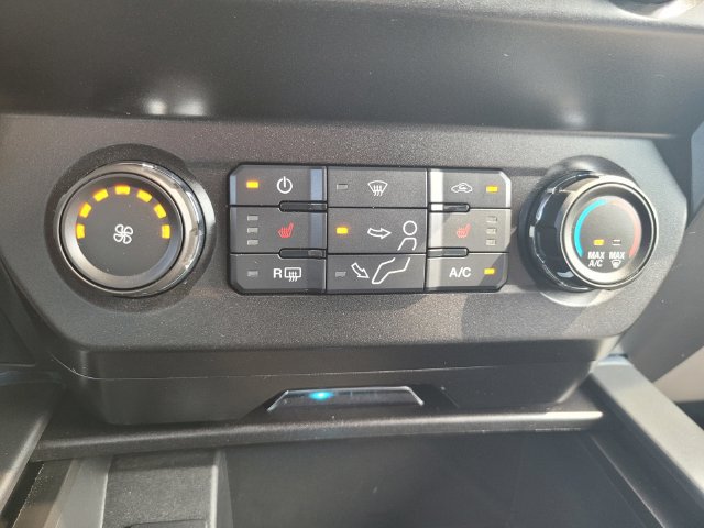 Certified 2022 Ford F350 XLT w/ XLT Premium Package AWD/4WD image 24