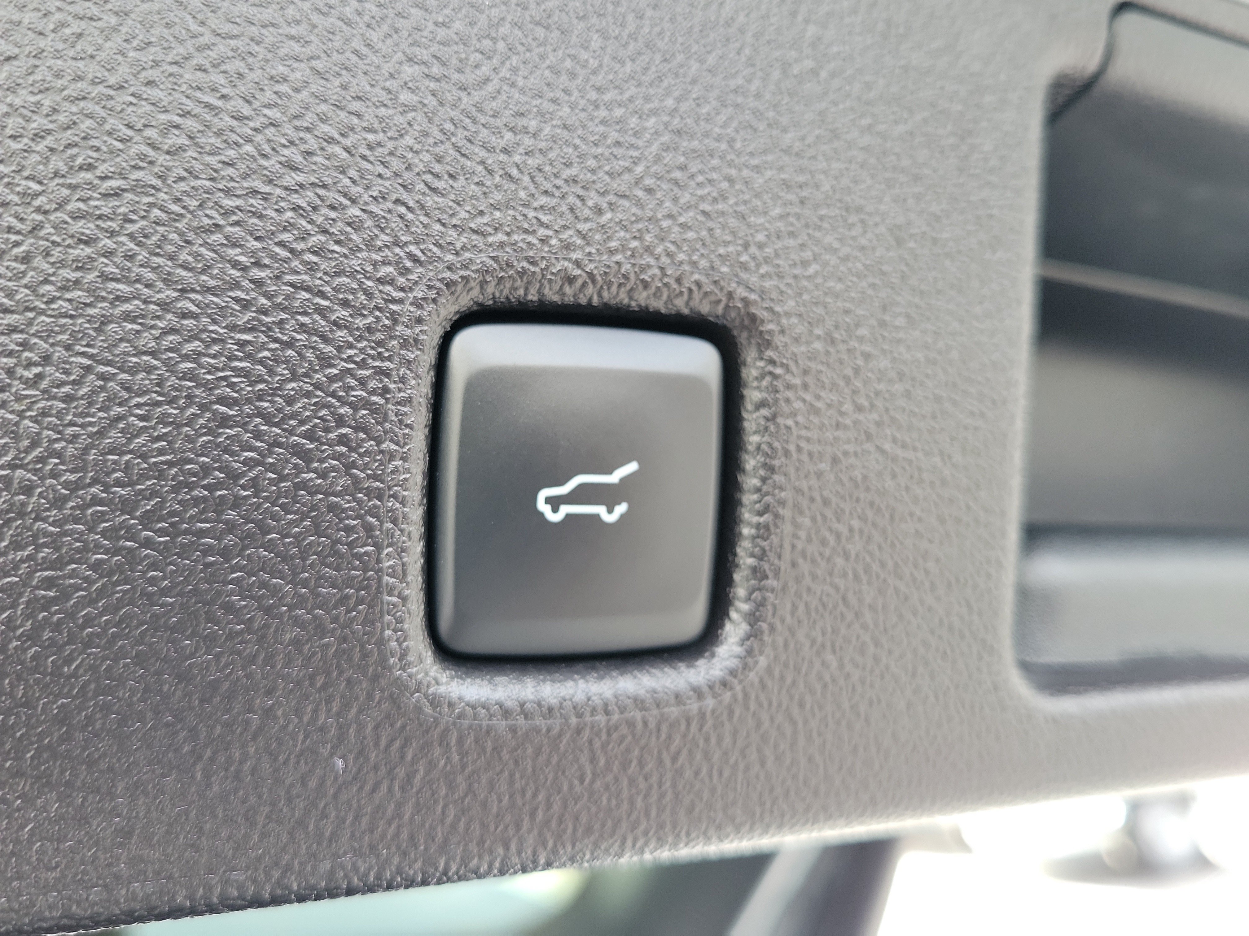 Certified 2026 Ford Escape SE FWD image 10