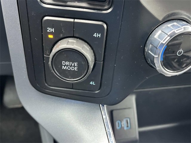 Certified 2022 Ford F150 XLT w/ Equipment Group 302A High image 35