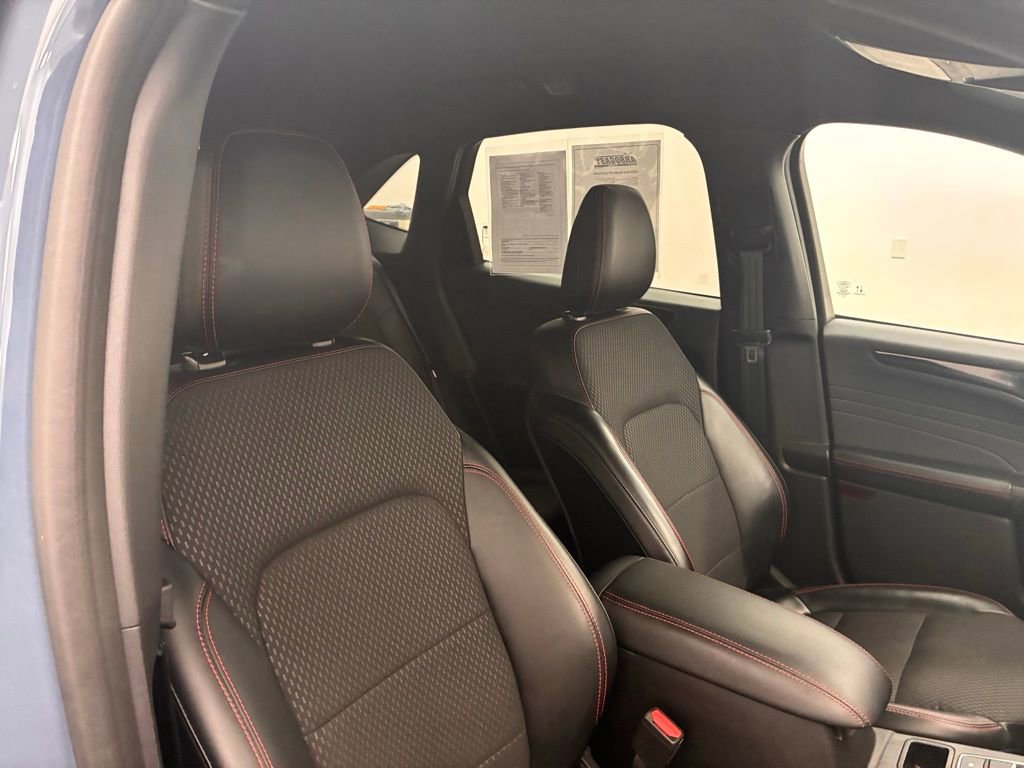 Certified 2023 Ford Escape ST-Line Select w/ Tech Pack #1 image 29