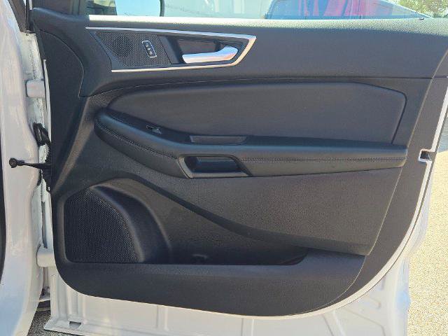 Certified 2024 Ford Edge SEL w/ Convenience Package AWD/4WD image 8