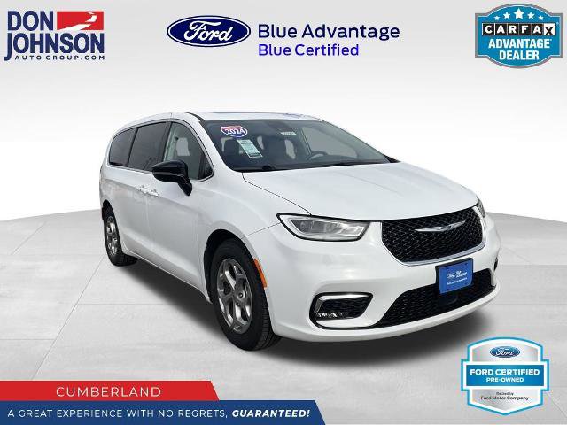Used 2024 Chrysler Pacifica Limited FWD image 1