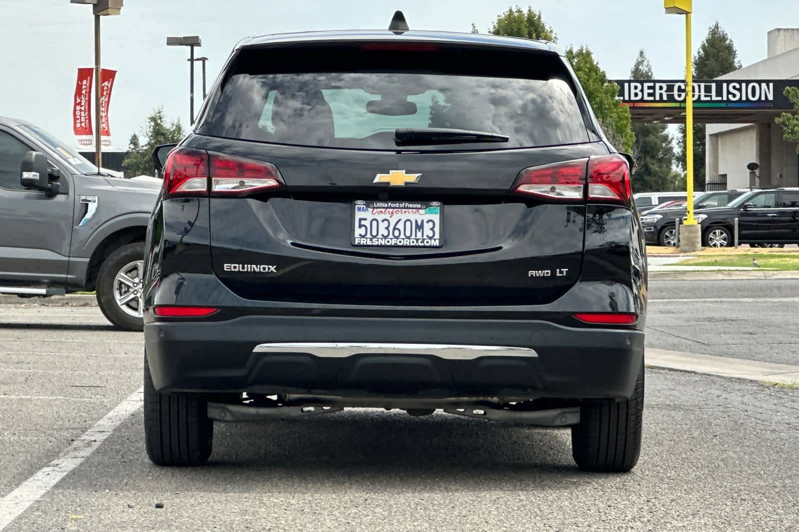 Used 2022 Chevrolet Equinox LT w/ LPO, Floor Liner Package AWD/4WD image 7