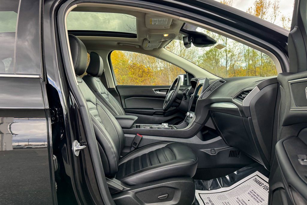 Certified 2022 Ford Edge SEL w/ Convenience Package image 11
