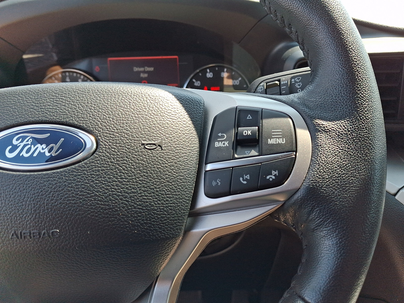 Certified 2024 Ford Explorer XLT AWD/4WD image 24