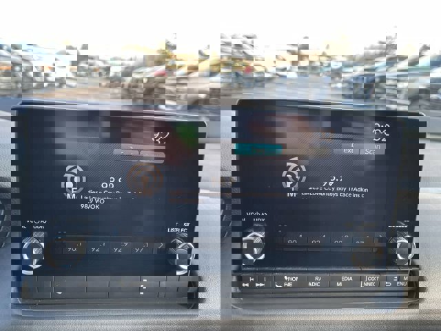 Used 2023 Honda HR-V Sport image 9