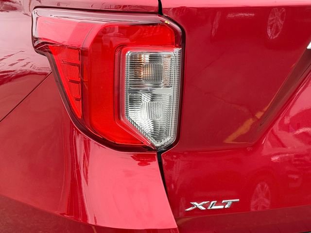 Certified 2023 Ford Explorer XLT w/ Equipment Group 202A image 31