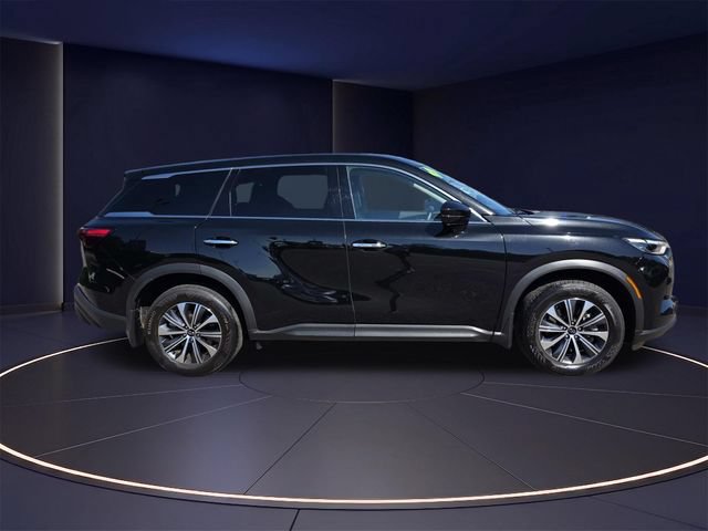 Used 2025 INFINITI QX60 Pure AWD/4WD image 2
