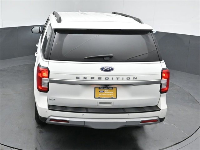 Certified 2023 Ford Expedition XLT image 11