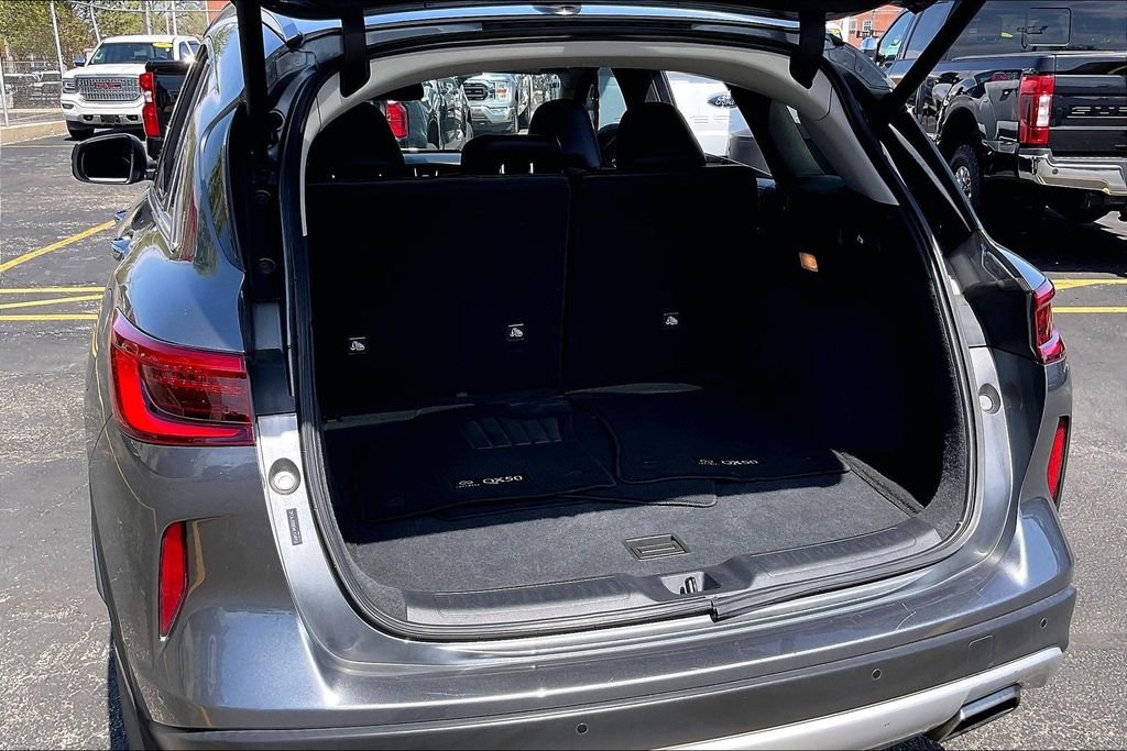 Used 2021 INFINITI QX50 Luxe w/ Cargo Package AWD/4WD image 26