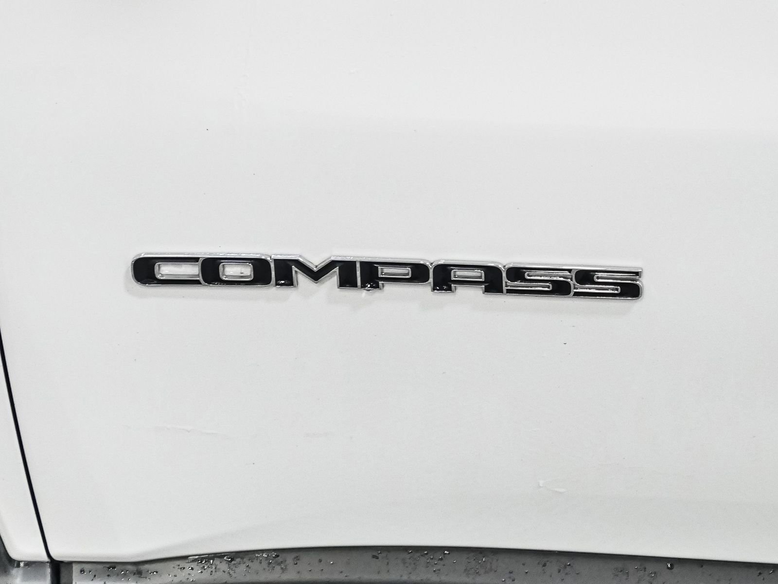 Used 2022 Jeep Compass Latitude image 18