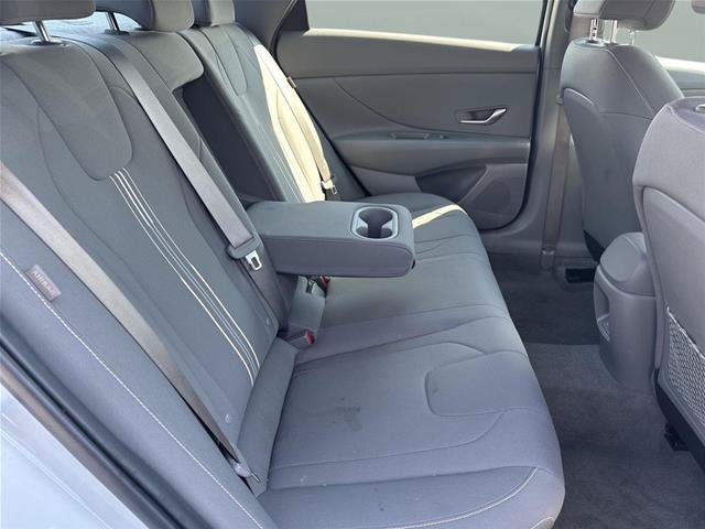 Used 2025 Hyundai Elantra SEL FWD image 32