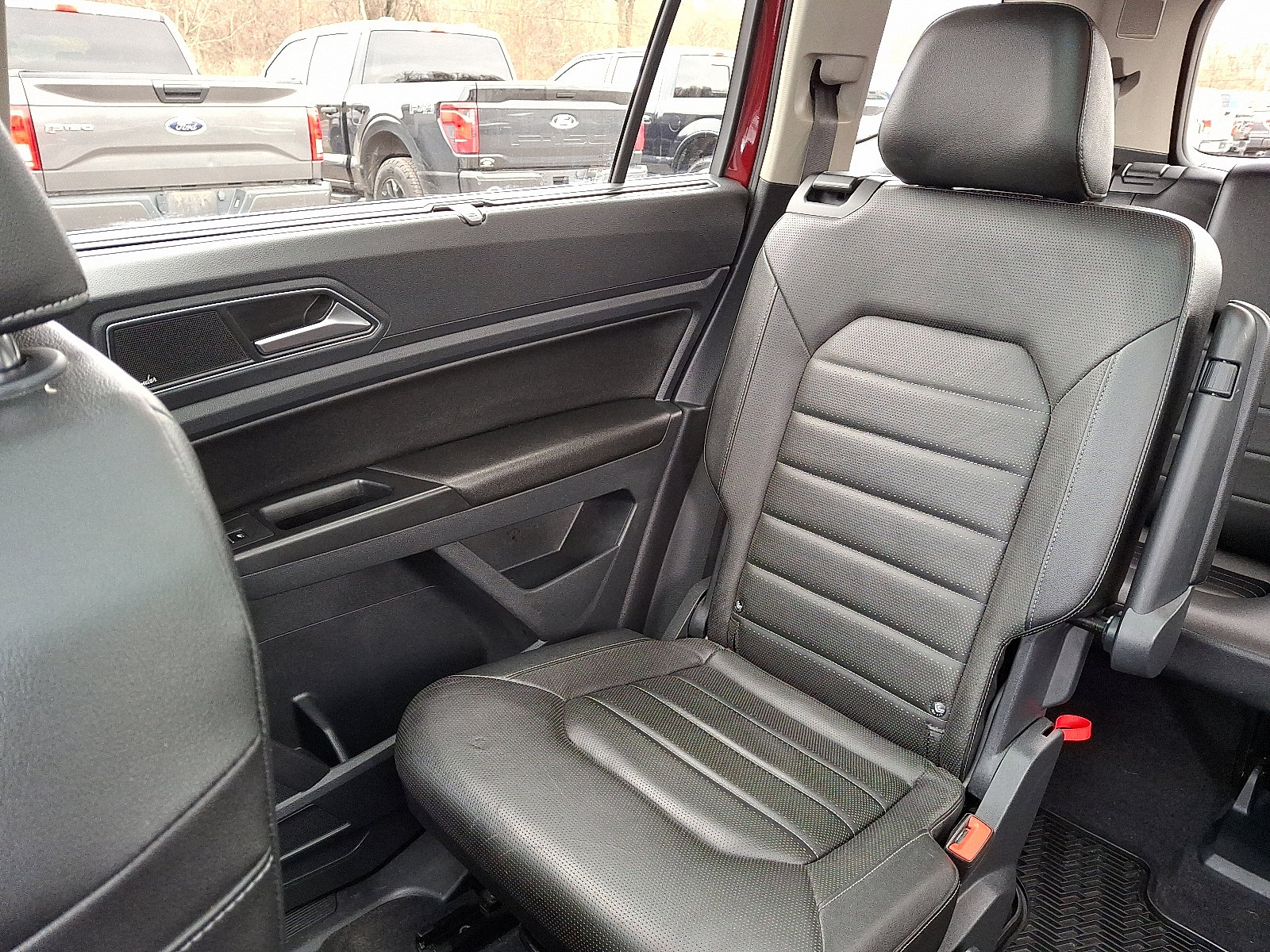 Used 2018 Volkswagen Atlas SEL Premium image 18