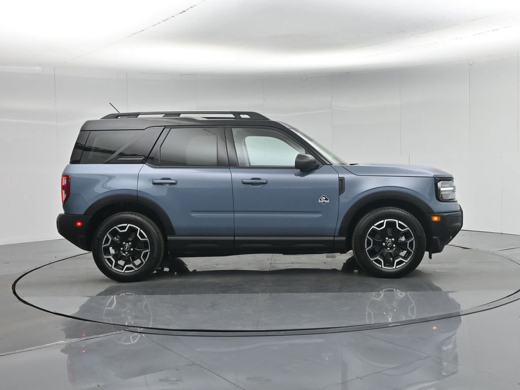 Certified 2025 Ford Bronco Sport Outer Banks w/ Outer Banks Tech Package+ image 8