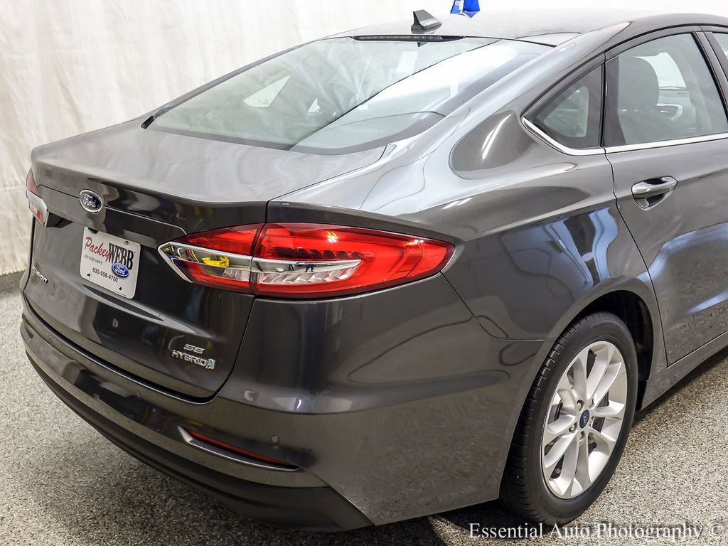 Certified 2019 Ford Fusion SE FWD image 6