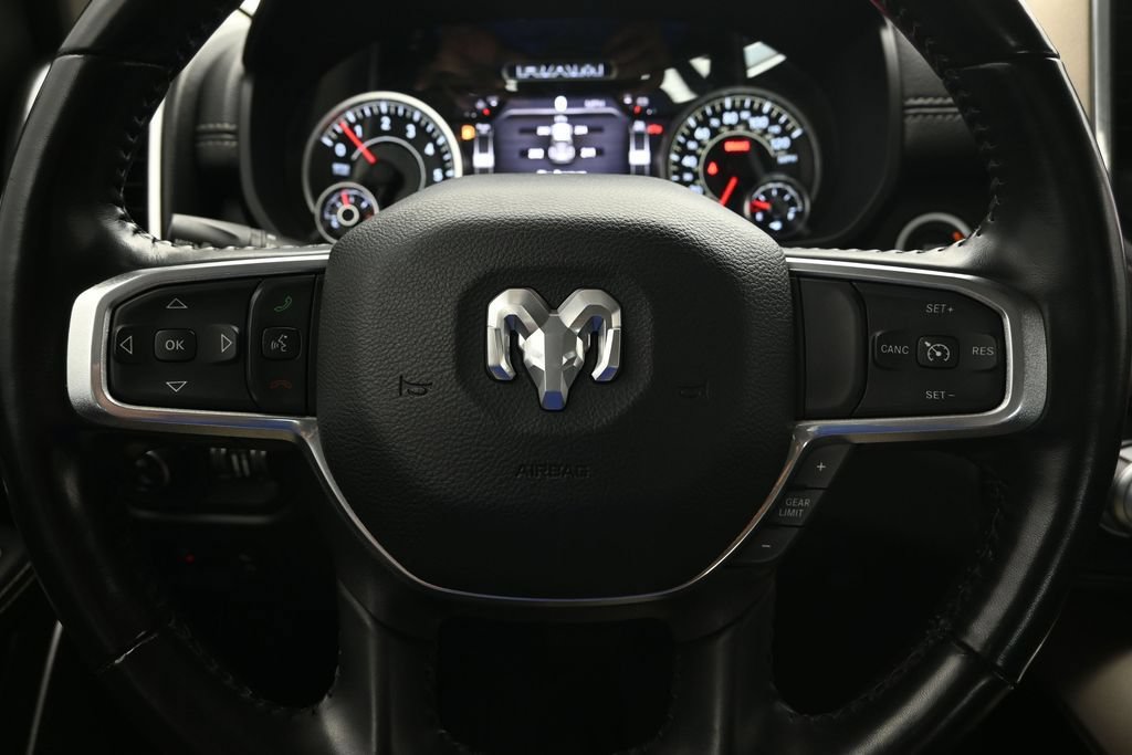Used 2022 RAM 1500 Laramie AWD/4WD image 34
