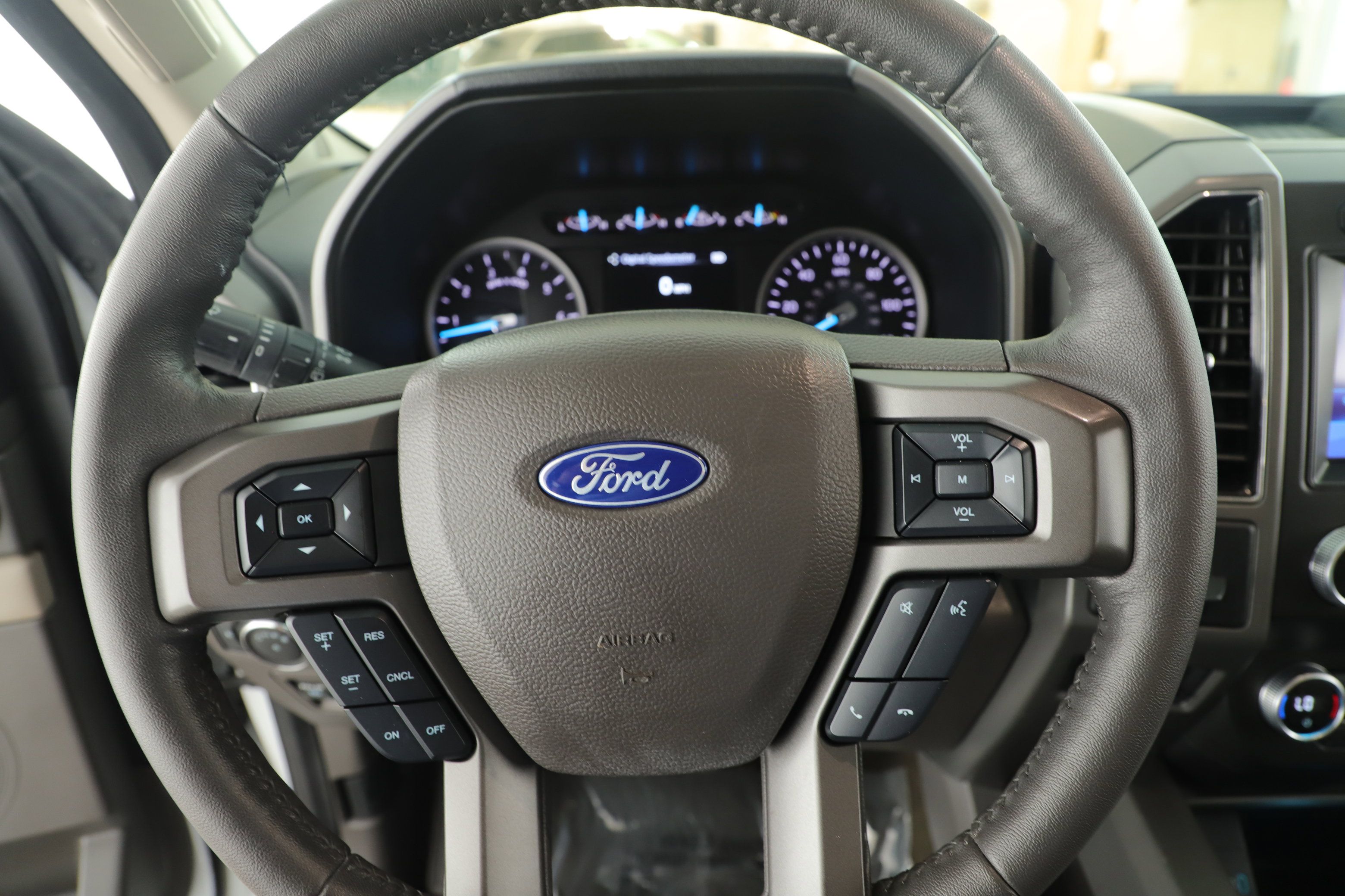 Certified 2020 Ford Expedition XLT image 19