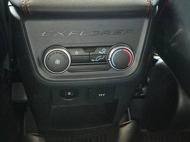 Certified 2025 Ford Explorer ST-Line RWD image 17