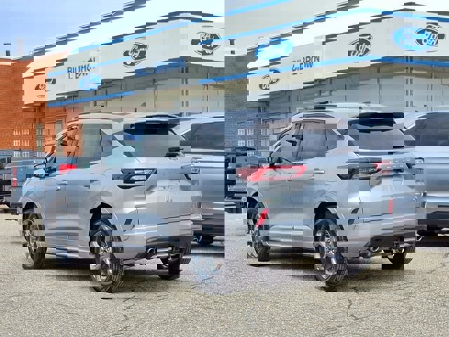 Certified 2023 Ford Escape ST-Line Select w/ Tech Pack #1 image 3