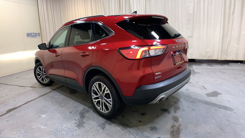 Certified 2022 Ford Escape SEL image 4