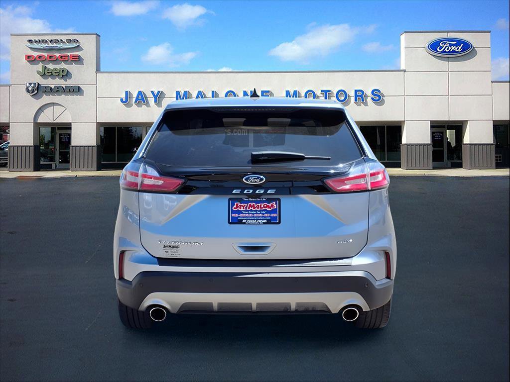 Certified 2024 Ford Edge Titanium image 3
