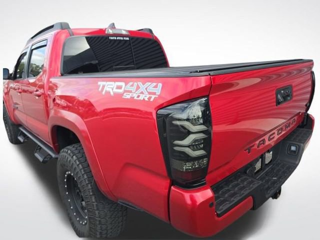 Used 2023 Toyota Tacoma TRD Sport image 3