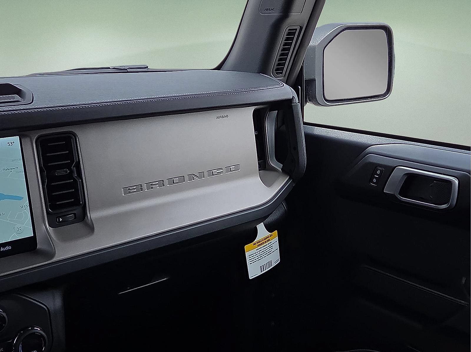 Certified 2026 Ford Bronco Outer Banks w/ Sasquatch Package AWD/4WD image 11