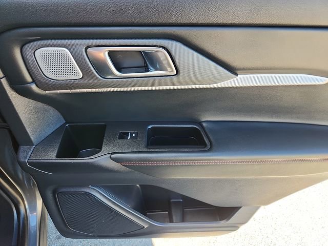 Certified 2025 Ford Explorer ST AWD/4WD image 32