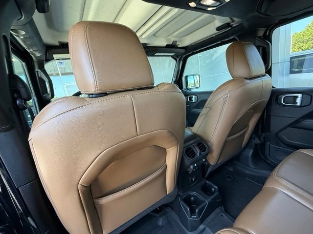 Used 2023 Jeep Gladiator Overland w/ Popular Equipment Package AWD/4WD image 15