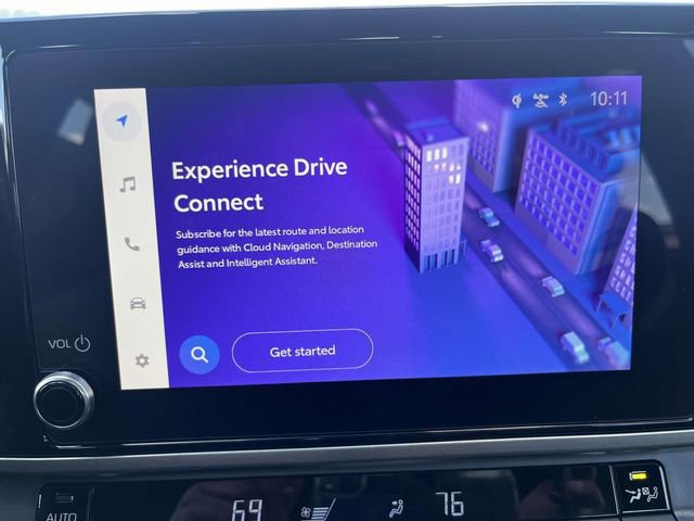 Used 2025 Toyota Camry SE FWD image 13