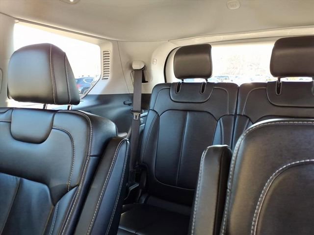 Used 2021 Jeep Grand Cherokee L Limited image 18