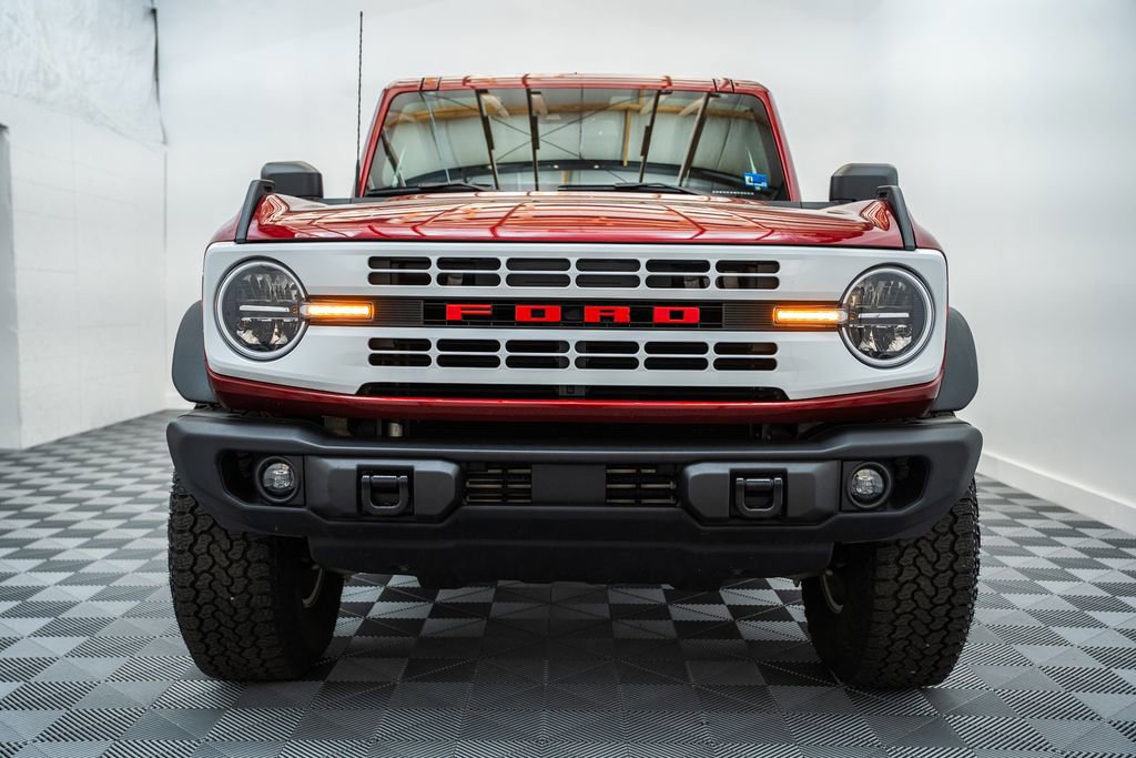 Certified 2025 Ford Bronco Heritage Edition AWD/4WD image 6