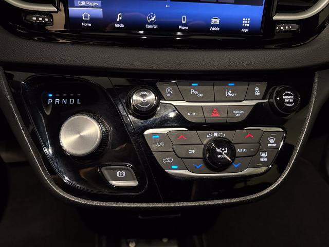 Used 2025 Chrysler Pacifica Select FWD image 28