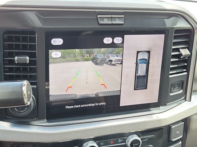 Certified 2025 Ford F350 Platinum w/ Platinum Plus Package AWD/4WD image 29