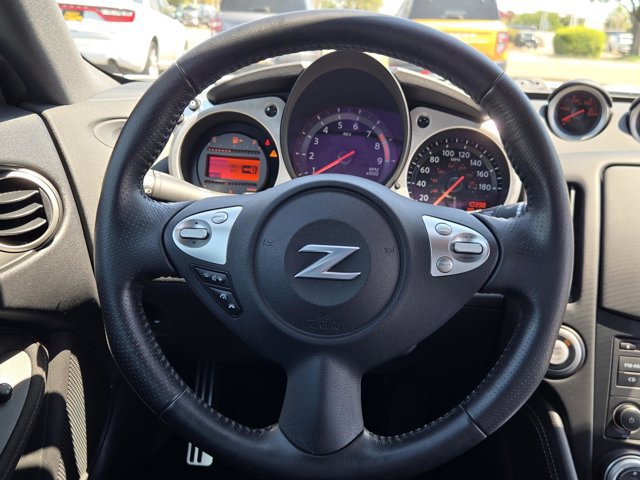 Used 2020 Nissan 370Z Coupe RWD image 15