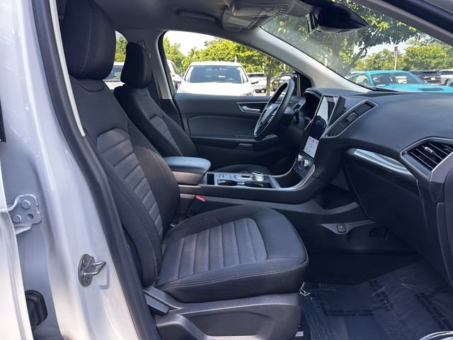 Certified 2023 Ford Edge SE w/ Black Appearance Package AWD/4WD image 34