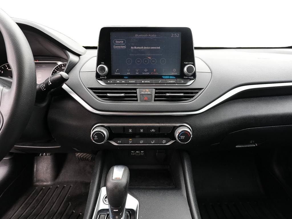 Used 2020 Nissan Altima 2.5 S AWD/4WD image 16