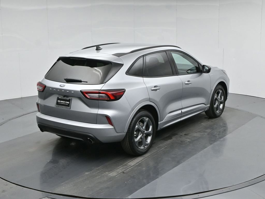 Certified 2024 Ford Escape ST-Line w/ Cold Weather Package image 12