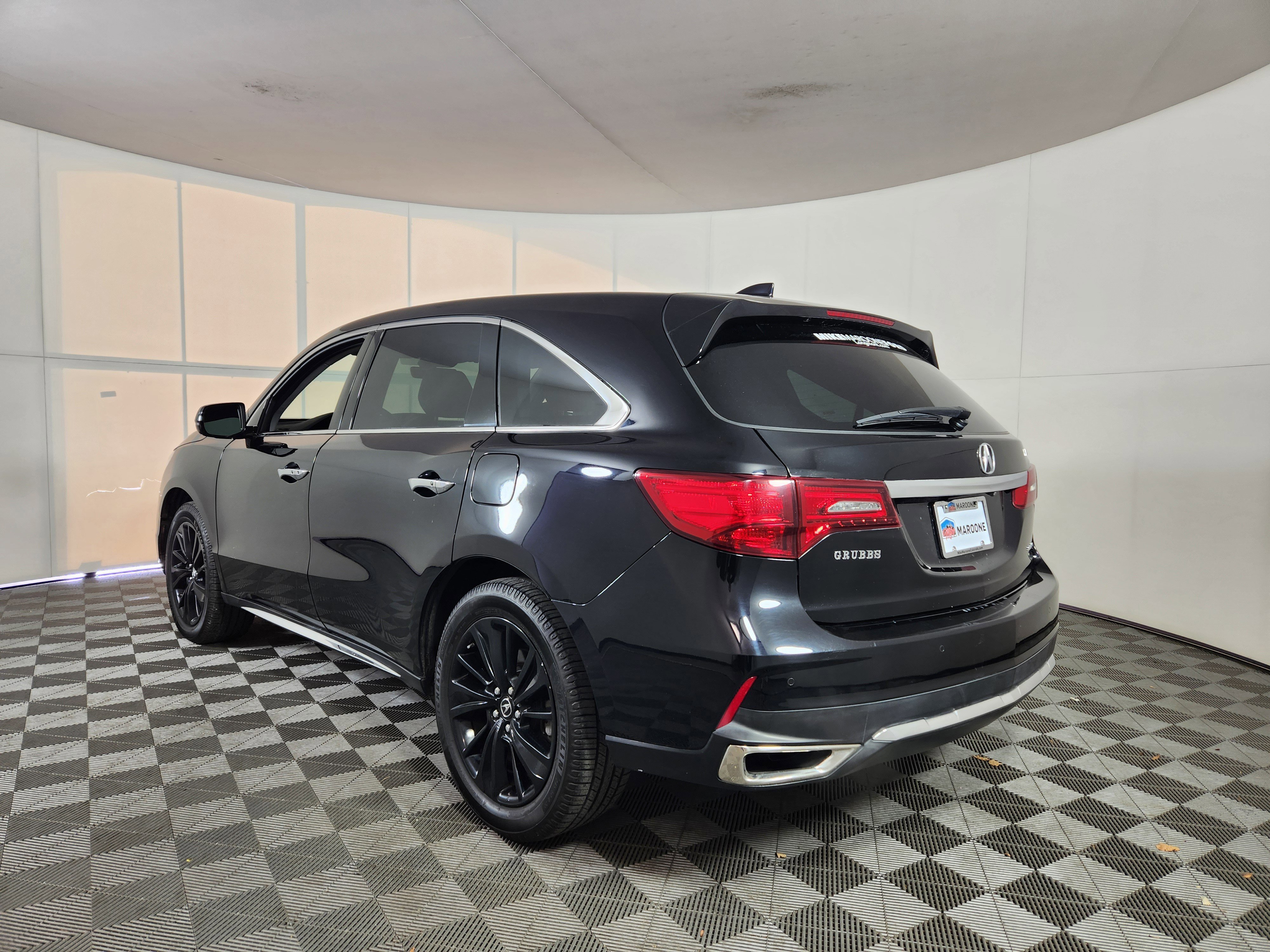 Used 2020 Acura MDX SH-AWD w/ Technology Package image 3
