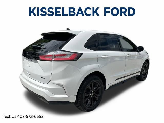 Certified 2023 Ford Edge SE w/ Black Appearance Package AWD/4WD image 3