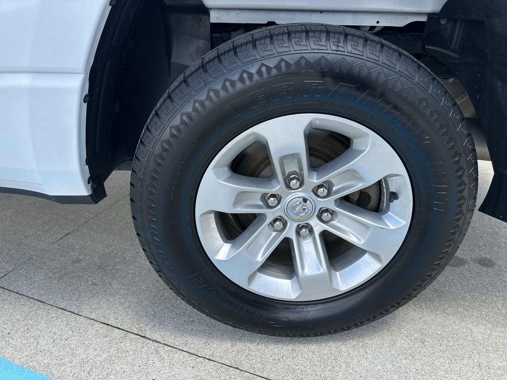 Used 2024 RAM 1500 Laramie image 6