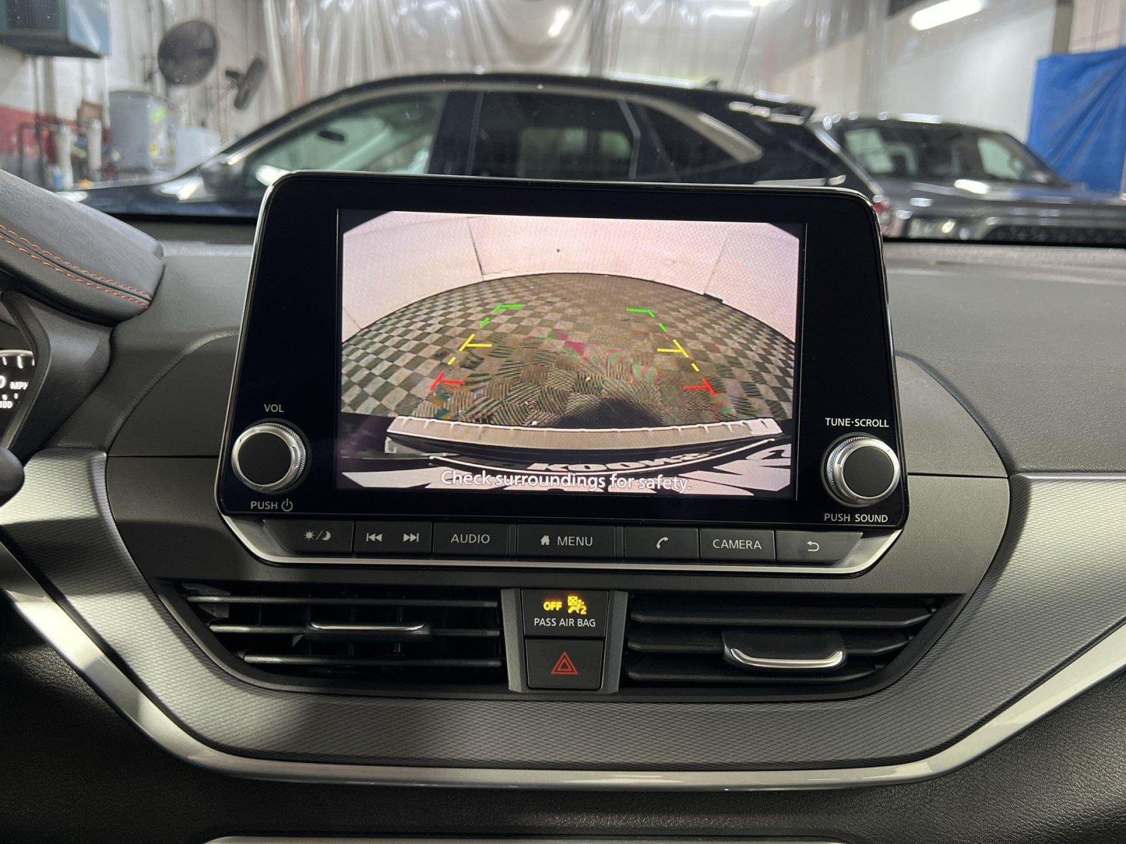 Used 2023 Nissan Altima 2.5 SR AWD/4WD image 19