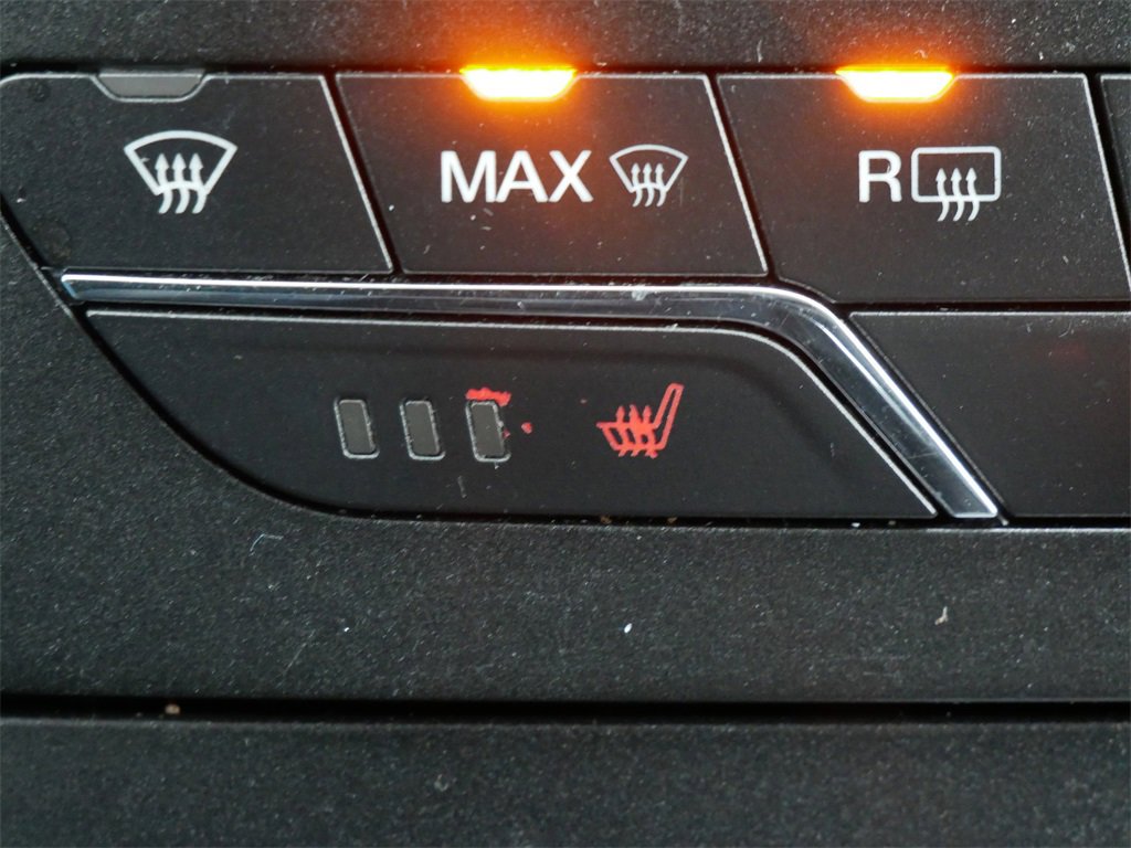 Certified 2017 Ford Edge SEL w/ Equipment Group 201A image 22