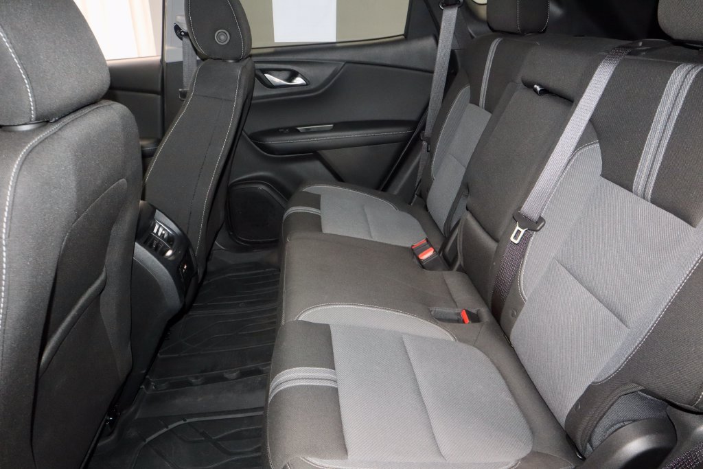 Used 2024 Chevrolet Blazer LT w/ Convenience Package FWD image 22
