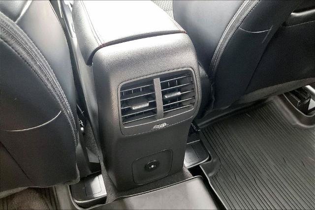 Certified 2025 Ford Escape ST-Line w/ Equipment Group 301A FWD image 33